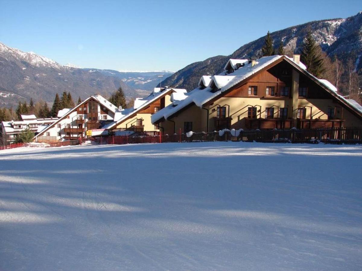 Nevesole Folgarida Resort Aparthotel Exterior photo